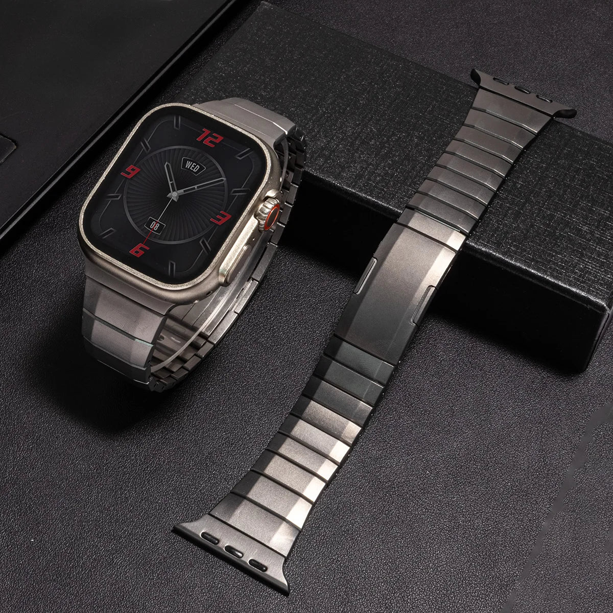 SteelFit – Luxury Stainless Steel Quick-Release Band